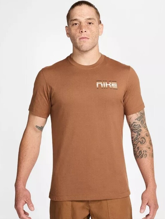 Nike Other - Men's Nike Reverb Short Sleeve Graphic Tee Men's Size XL Casual Active Wear